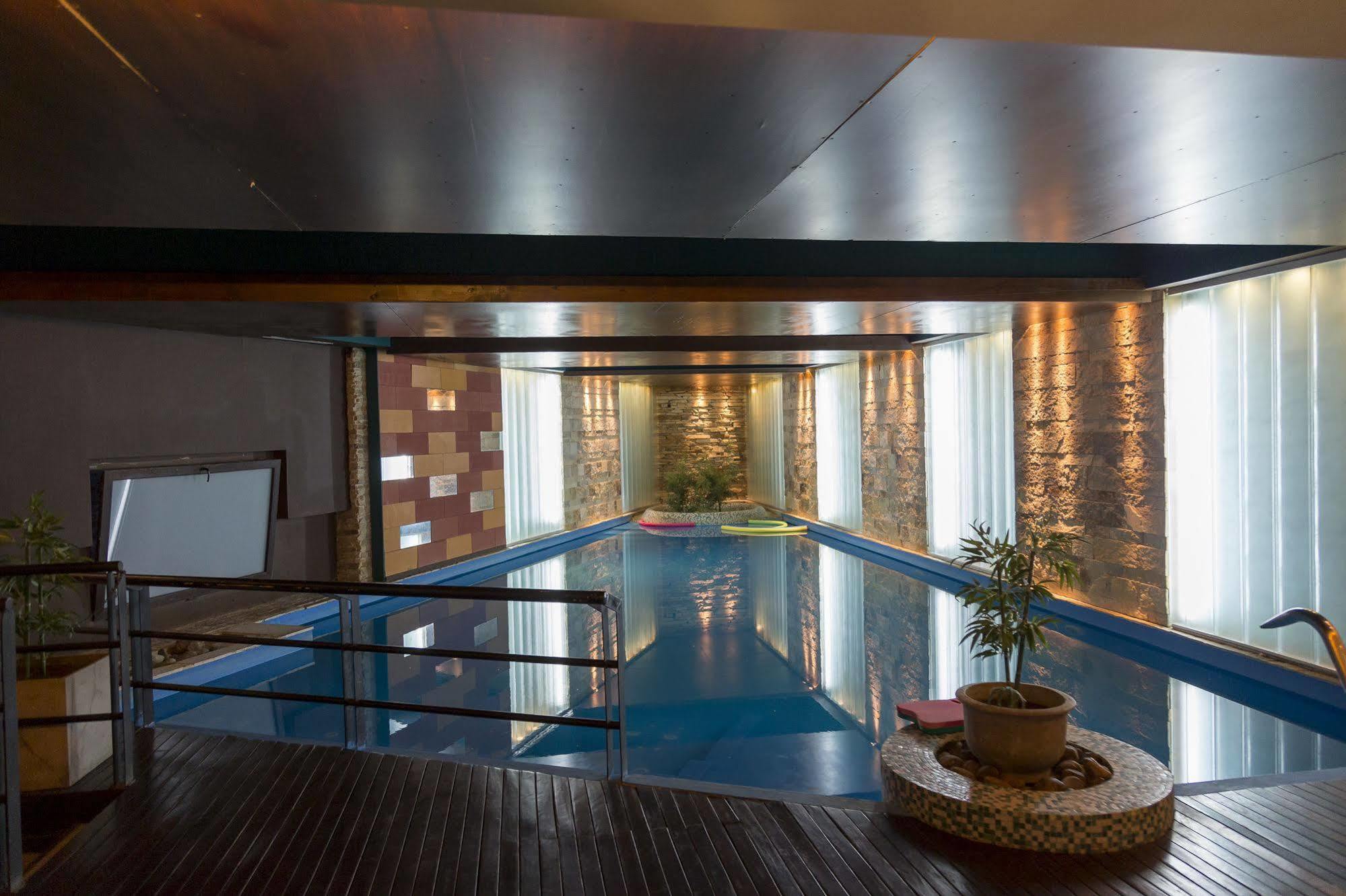 Imago Hotel & Spa El Calafate Exterior foto